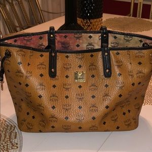 MCM tote 👜